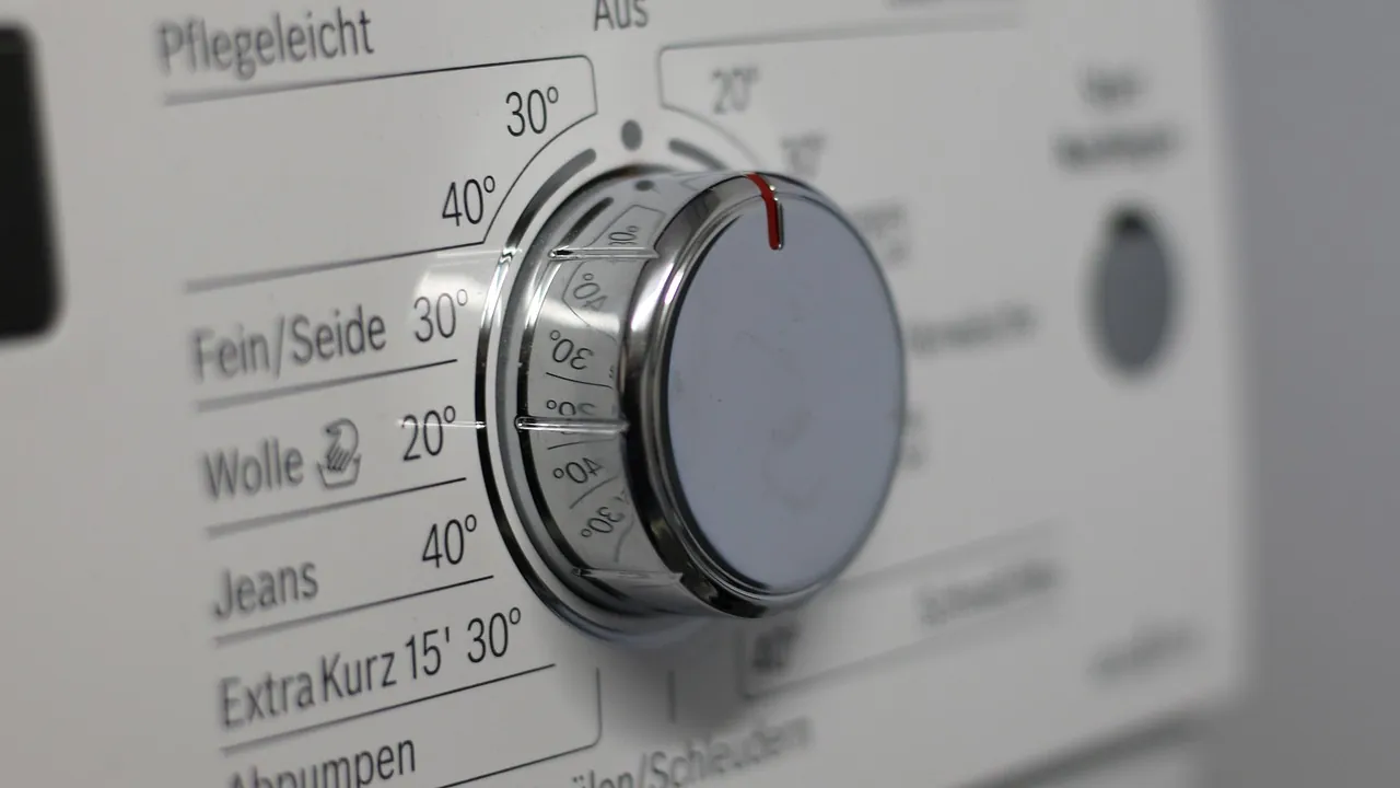 Sélecteur de programme d’un lave-linge : chaque tissu a son réglage